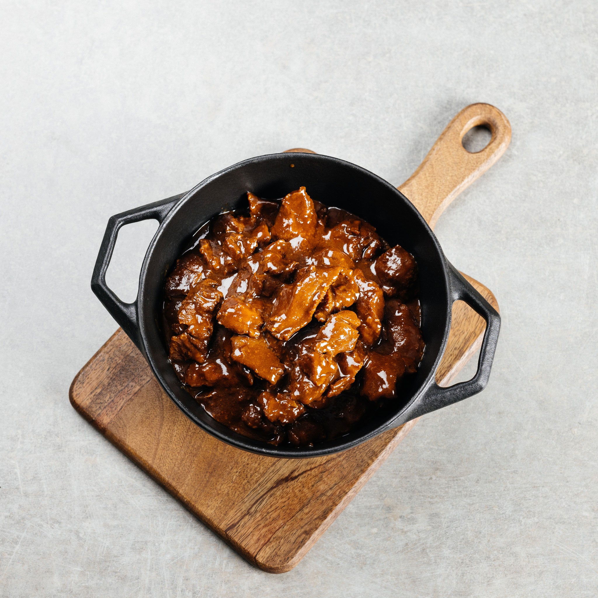 Korealainen BBQ-possupata on runsaasti mehukasta porsaanlihaa paloina, korealaistyyppisessä maustekastikkeessa. Possussa on reilusti makua, hitunen tulisuutta ja makea vivahde